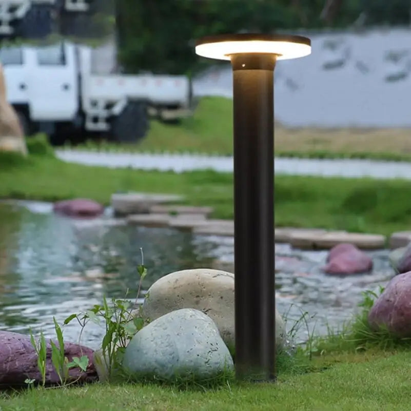 Outdoor Waterproof IP65 Square/Cylindrical Garden Lights
