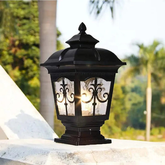 European Style Gate Light (Black)